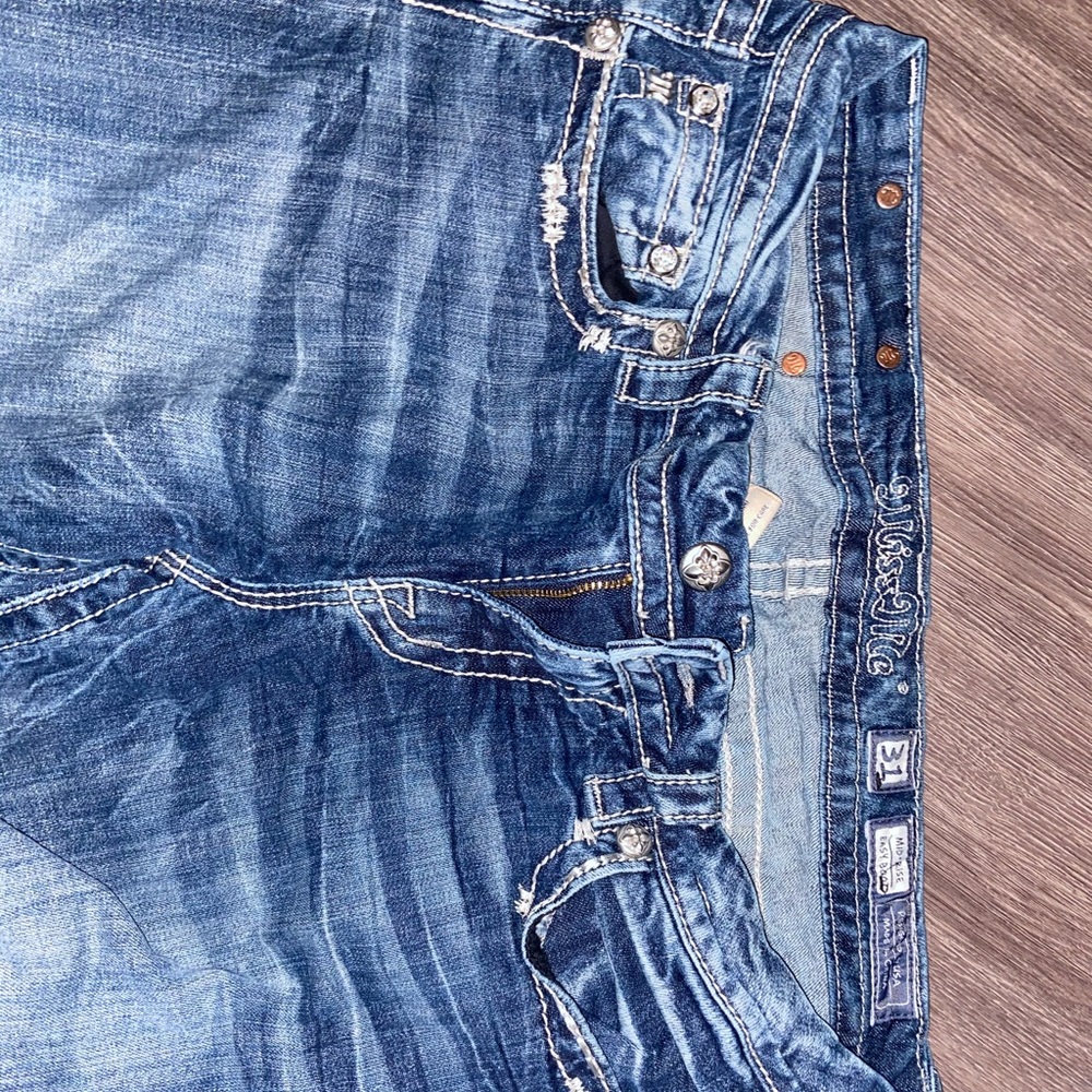 Mid Rise Boot Jeans. Size 31. Worn 5-6 times - Picture 3 of 3